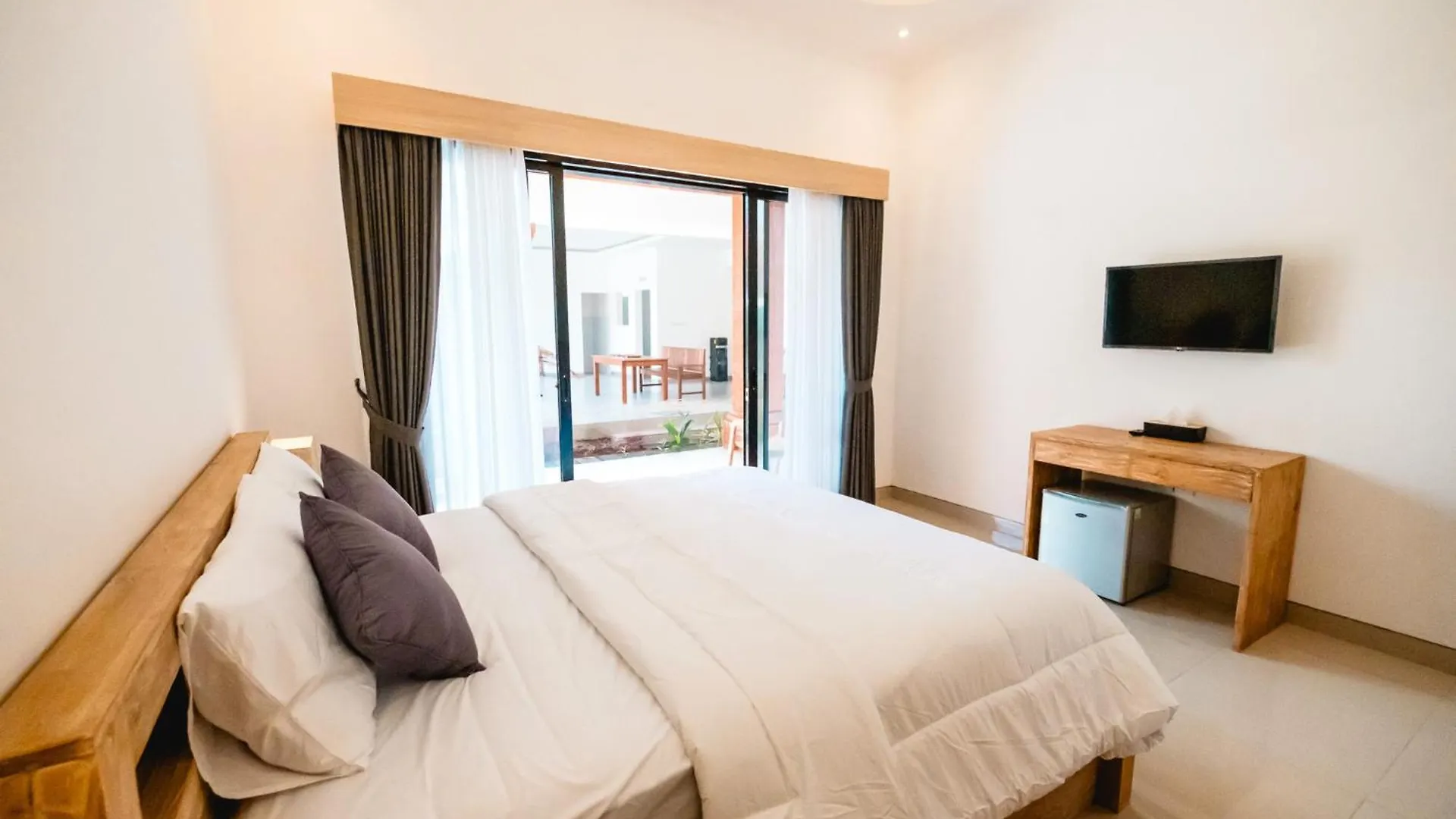 Kubu Dangin Guest House Kerobokan 塞米亚克 0*,  印尼